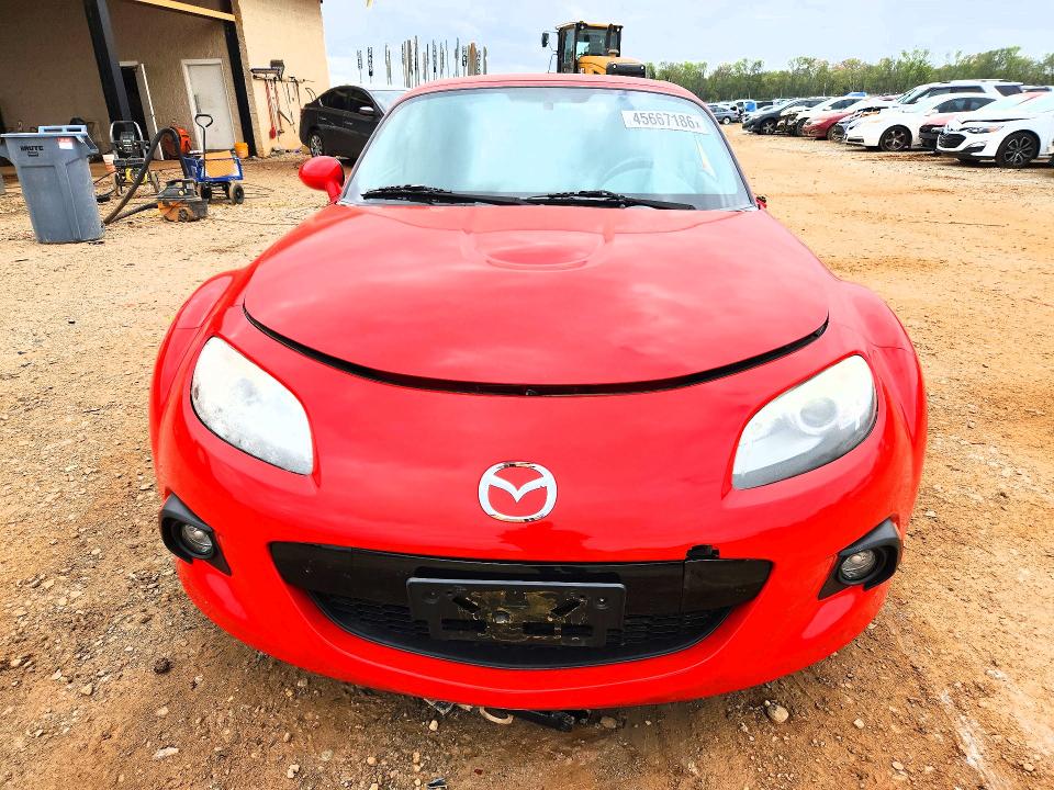 45667186 :رقم المزاد ، JM1NC2PF5B0217632 vin ، 2011 Mazda Mx-5 Miata مزاد بيع