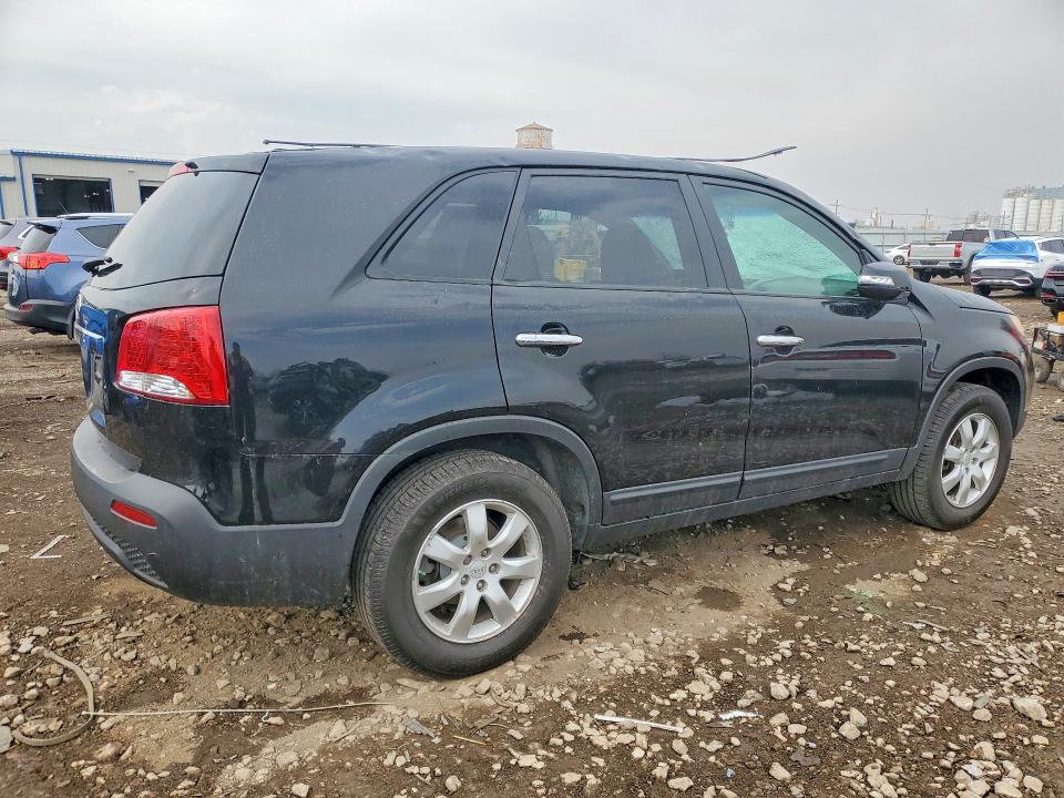 46499986 :رقم المزاد ، 5XYKT3A15BG110807 vin ، 2011 Kia Sorento مزاد بيع