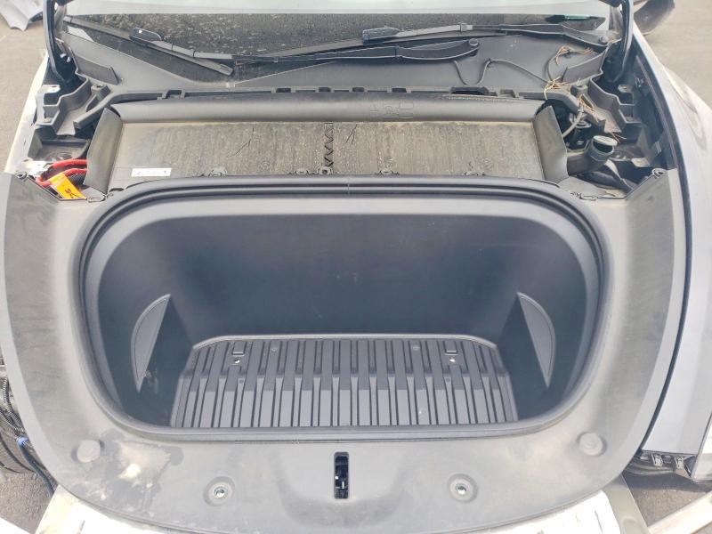 47748246 :رقم المزاد ، 7SAYGDED9SF249163 vin ، 2025 Tesla Model Y مزاد بيع