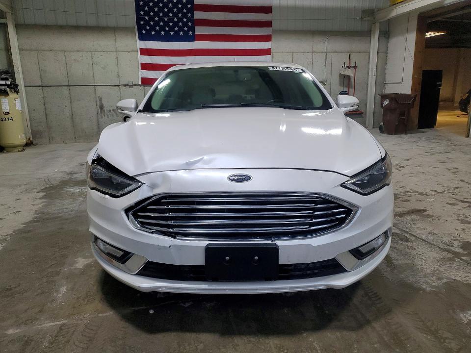 47720666 :رقم المزاد ، 3FA6P0PU1HR376769 vin ، 2017 Ford Fusion مزاد بيع