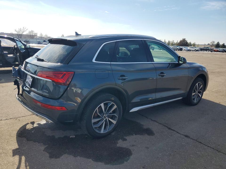 2021 Audi Q5 მანქანა იყიდება აუქციონზე, vin: WA1BAAFY5M2007605, აუქციონის ნომერი: 46766596