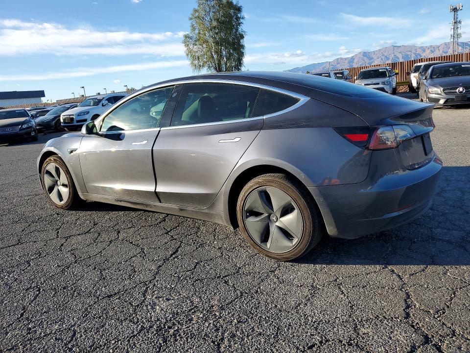 41945146 :رقم المزاد ، 5YJ3E1EA9LF803644 vin ، 2020 Tesla Model 3 مزاد بيع