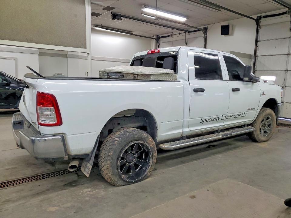 Продажа на аукционе авто 2022 Ram 2500, vin: 3C6UR5CL1NG367526, номер лота: 46151406