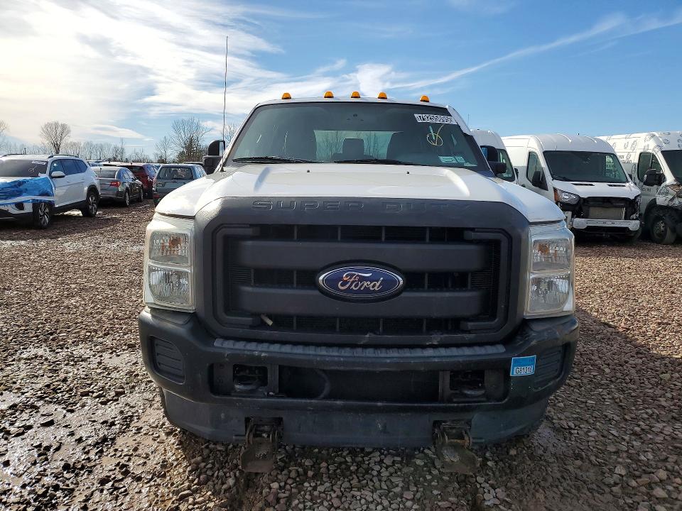 79255895 :رقم المزاد ، 1FT8W3B68GEA17663 vin ، 2016 Ford F350 مزاد بيع