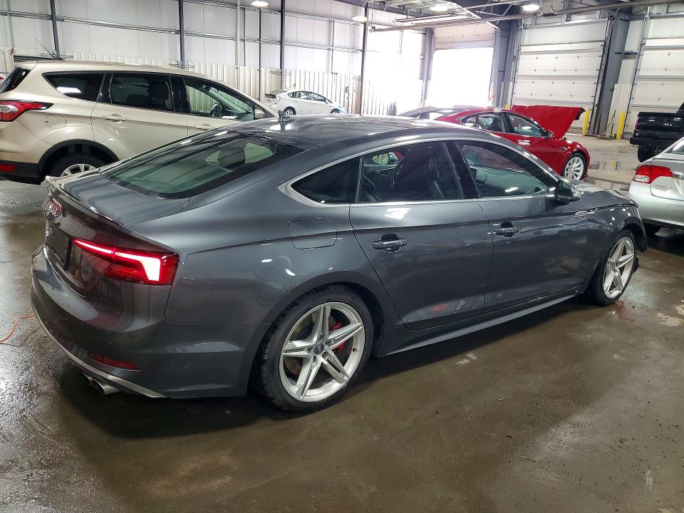 47714576 :رقم المزاد ، WAUB4CF5XKA075719 vin ، 2019 Audi S5 مزاد بيع