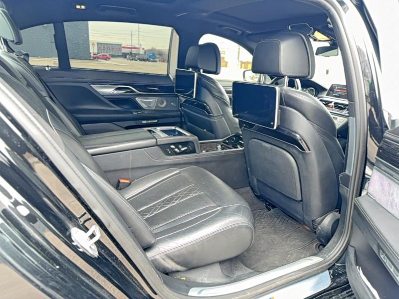 2016 Bmw 750 მანქანა იყიდება აუქციონზე, vin: WBA7F2C52GG418624, აუქციონის ნომერი: 46939066