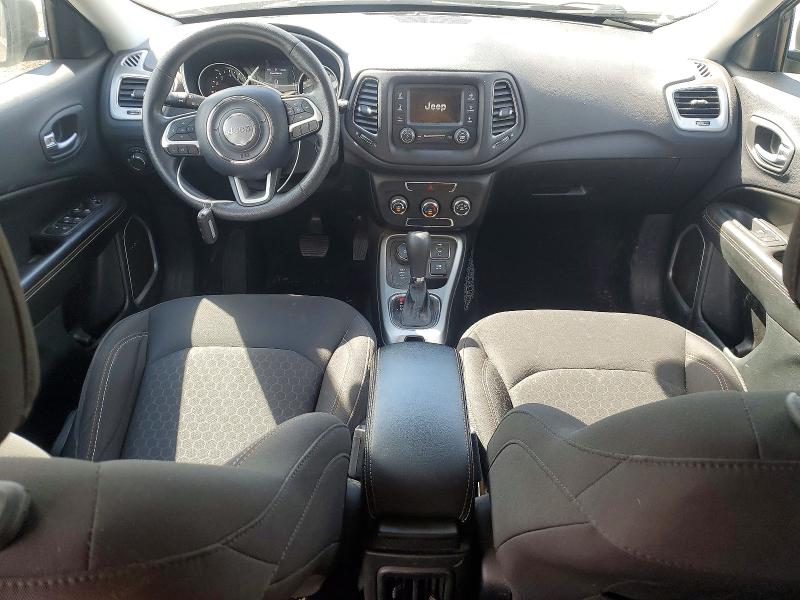 48030326 :رقم المزاد ، 3C4NJDAB7JT419154 vin ، 2018 Jeep Compass مزاد بيع