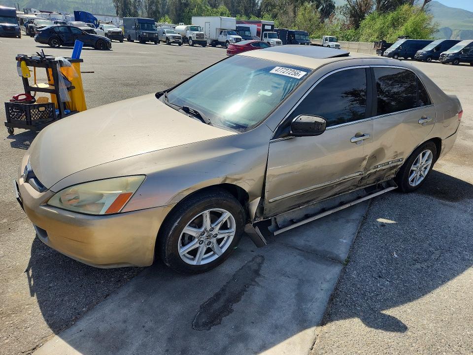 47727256 :رقم المزاد ، 1HGCM66533A071085 vin ، 2003 Honda Accord مزاد بيع