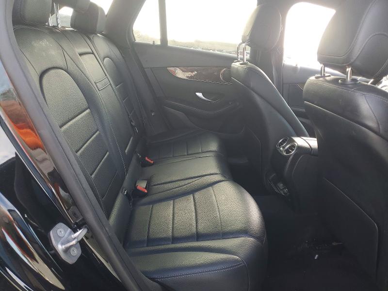 47932486 :رقم المزاد ، WDC0G4JB7JV053960 vin ، 2018 Mercedes-benz Glc مزاد بيع