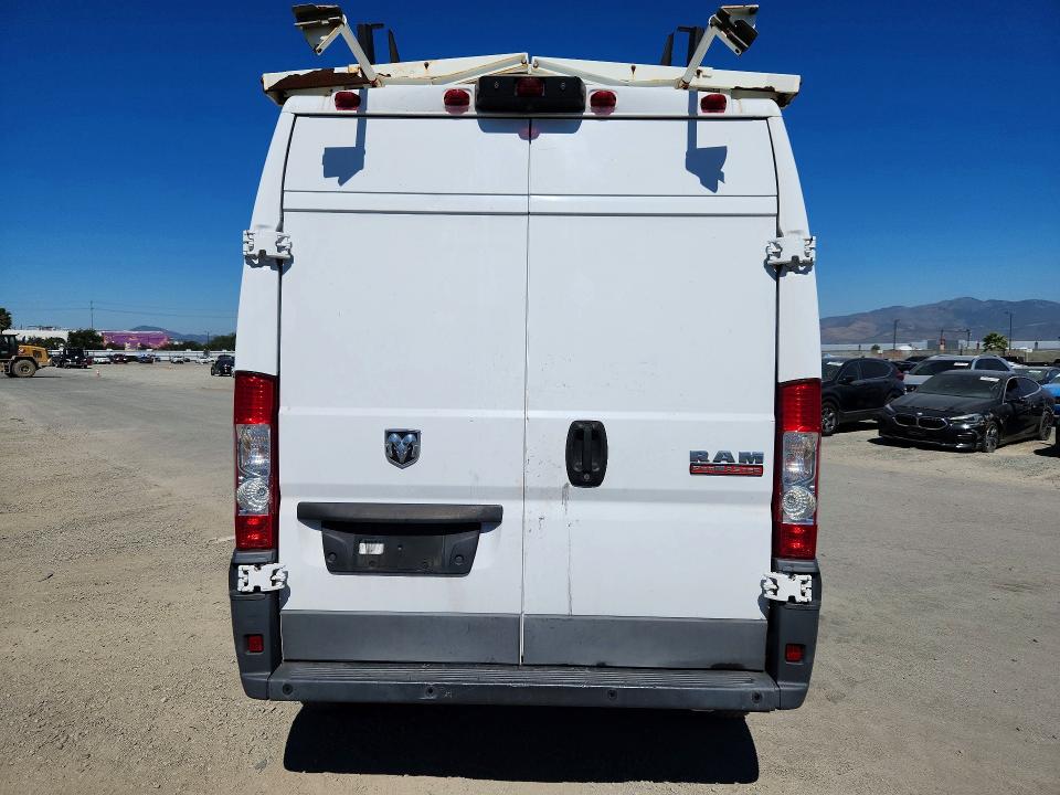 46740776 :رقم المزاد ، 3C6TRVBG8HE528471 vin ، 2017 Ram Promaster 1500 مزاد بيع