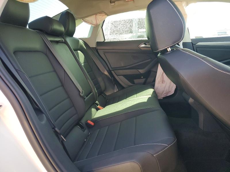 Продажа на аукционе авто 2024 Volkswagen Jetta, vin: 3VW7M7BU0RM000924, номер лота: 41982386