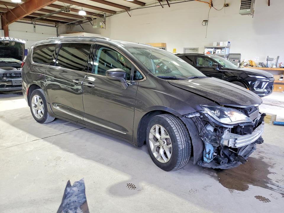 2020 Chrysler Pacifica მანქანა იყიდება აუქციონზე, vin: 2C4RC1BG3LR116138, აუქციონის ნომერი: 46241086