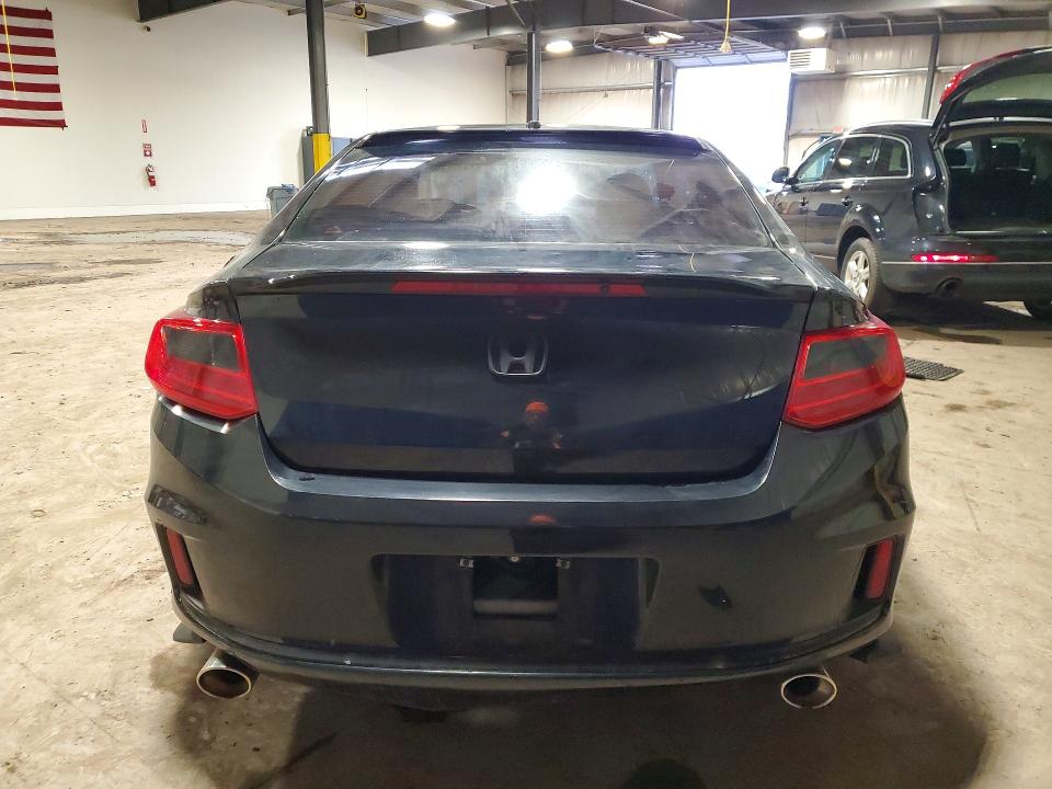 79402385 :رقم المزاد ، 1HGCT2B80EA004586 vin ، 2014 Honda Accord مزاد بيع
