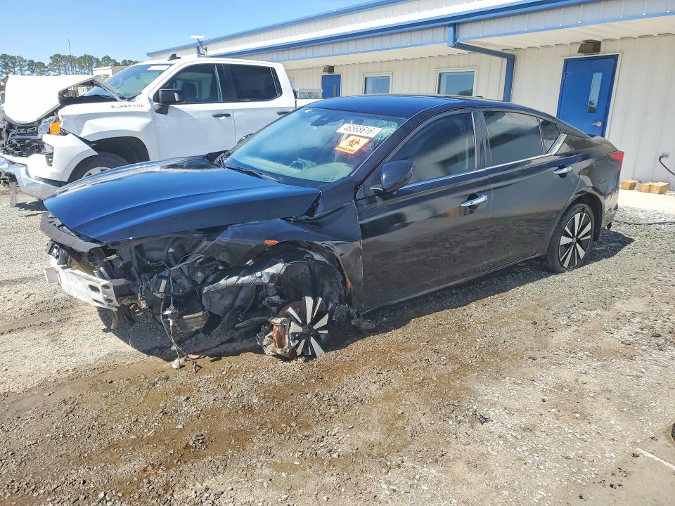 46568616 :رقم المزاد ، 1N4BL4DW3NN359378 vin ، 2022 Nissan Altima مزاد بيع