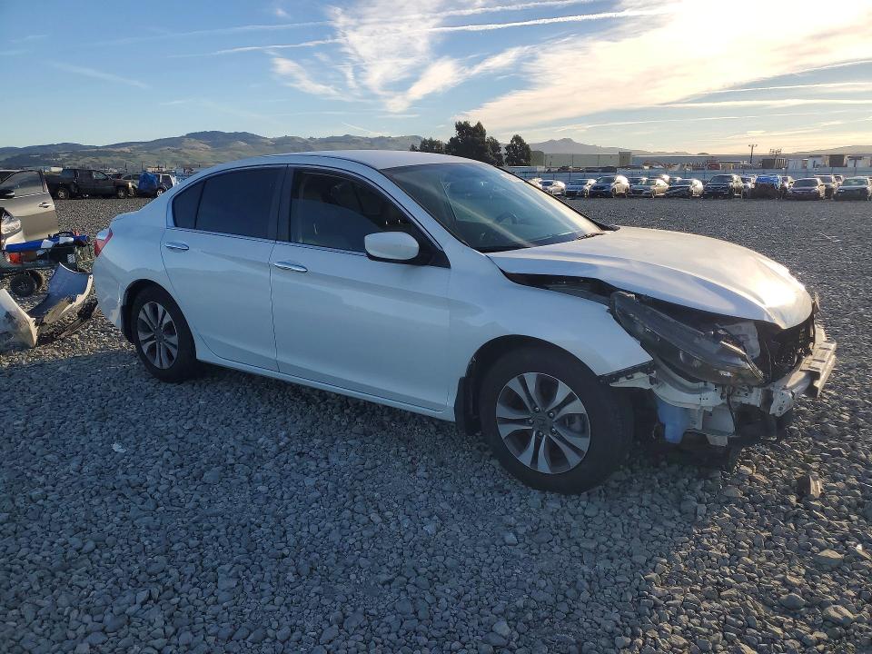 2015 Honda Accord მანქანა იყიდება აუქციონზე, vin: 1HGCR2F38FA162768, აუქციონის ნომერი: 47513596