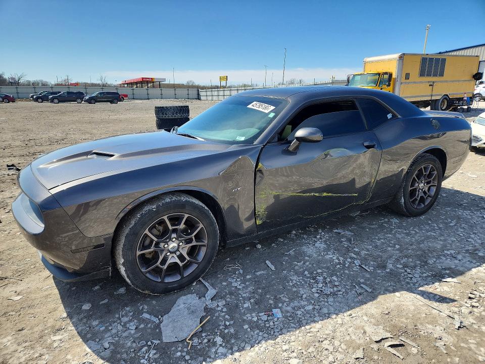 2018 Dodge Challenger მანქანა იყიდება აუქციონზე, vin: 2C3CDZGG9JH220215, აუქციონის ნომერი: 45795186