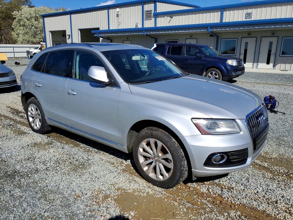 2014 Audi Q5 მანქანა იყიდება აუქციონზე, vin: WA1LFAFP2EA061951, აუქციონის ნომერი: 79113335