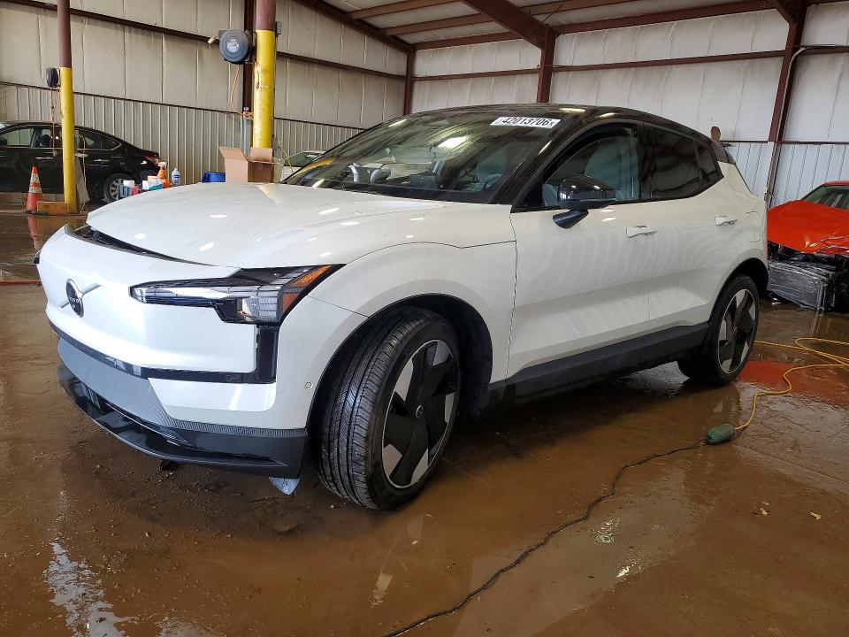 42013706 :رقم المزاد ، YV4EK3ZL0SS156929 vin ، 2025 Volvo Ex30 مزاد بيع