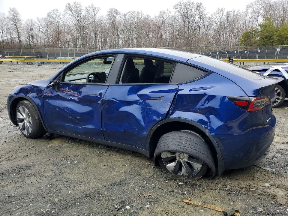 79340615 :رقم المزاد ، 5YJYGDEE2LF006110 vin ، 2020 Tesla Model Y مزاد بيع