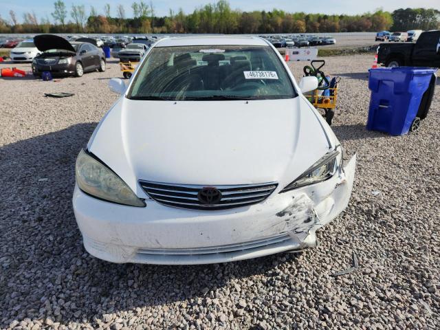 46738176 :رقم المزاد ، 4T1BE30K85U542858 vin ، 2005 Toyota Camry مزاد بيع
