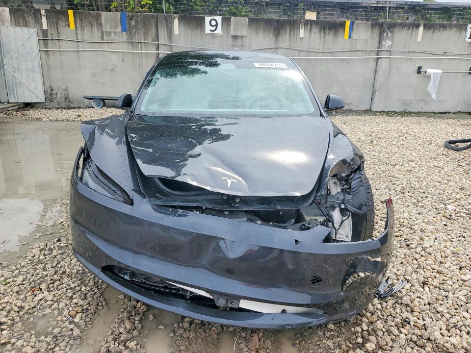 46564216 :رقم المزاد ، 5YJ3E1EA6SF029805 vin ، 2025 Tesla Model 3 مزاد بيع