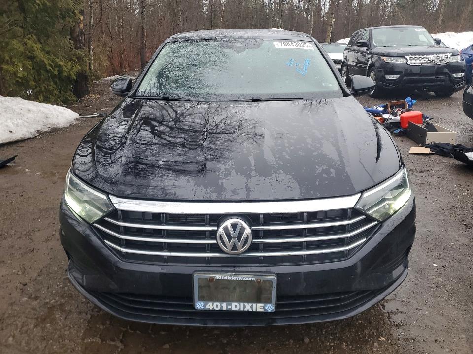 79843025 :رقم المزاد ، 3VWE57BU7MM040866 vin ، 2021 Volkswagen Jetta Highline 1.4 T مزاد بيع