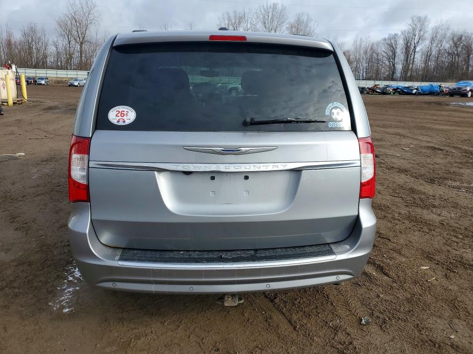 2015 Chrysler Town & Country მანქანა იყიდება აუქციონზე, vin: 2C4RC1CGXFR509931, აუქციონის ნომერი: 46317186