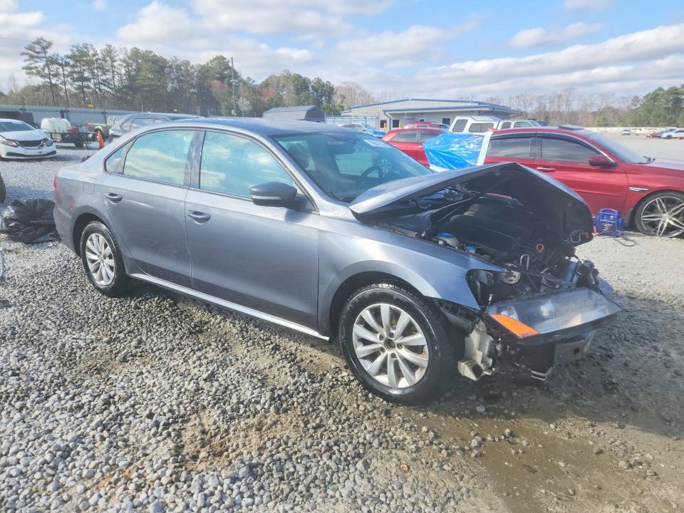 79641205 :رقم المزاد ، 1VWAH7A35DC120201 vin ، 2013 Volkswagen Passat مزاد بيع