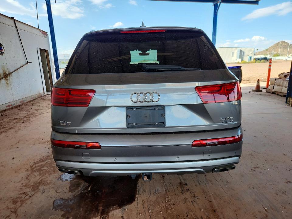 2017 Audi Q7 მანქანა იყიდება აუქციონზე, vin: WA1LAAF77HD032818, აუქციონის ნომერი: 45659306
