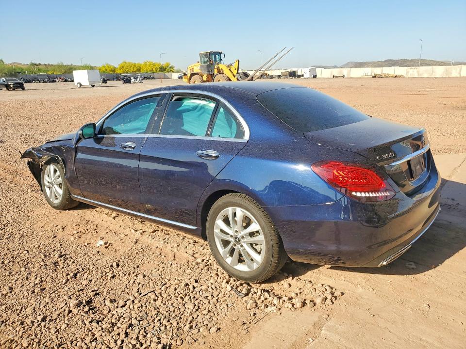 47813766 :رقم المزاد ، 55SWF8DBXLU330039 vin ، 2020 Mercedes-benz C مزاد بيع