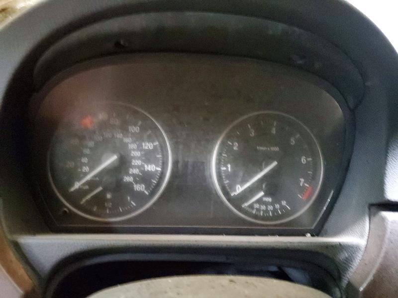 47305876 :رقم المزاد ، WBAPK5G54BNN80024 vin ، 2011 Bmw 328 مزاد بيع