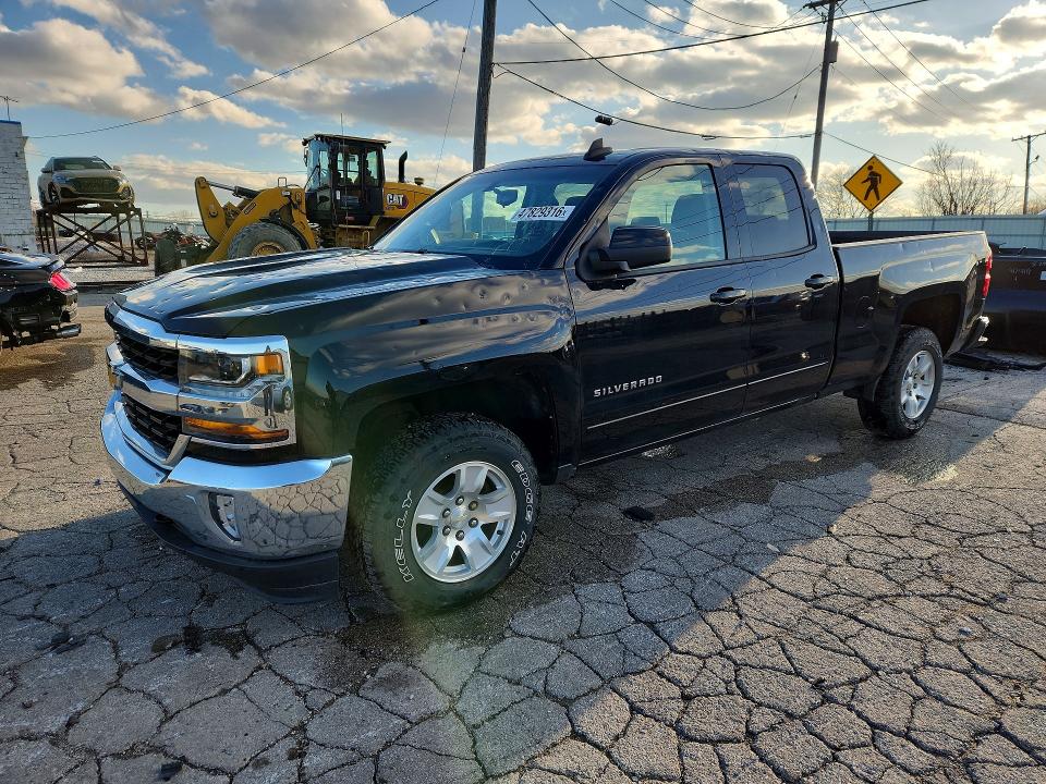 Продаж на аукціоні авто 2018 Chevrolet Silverado, vin: 1GCVKREH7JZ374699, номер лоту: 47829316
