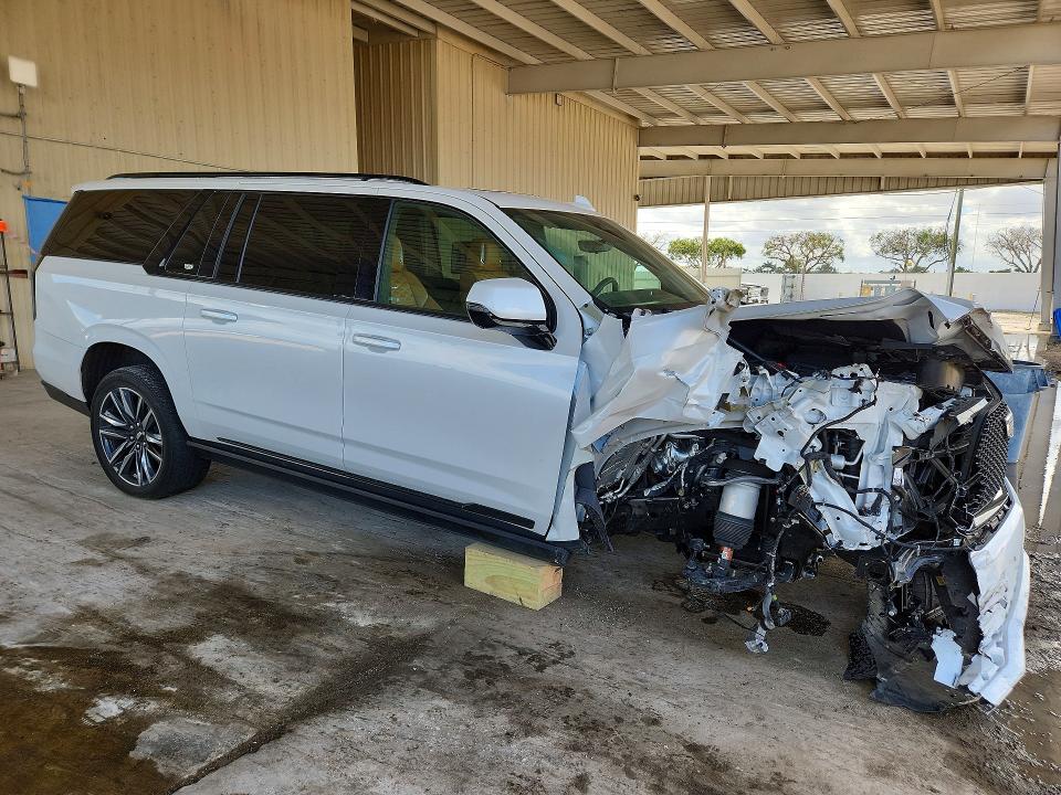 2021 Cadillac Escalade მანქანა იყიდება აუქციონზე, vin: 1GYS3PKL7MR347711, აუქციონის ნომერი: 47161926