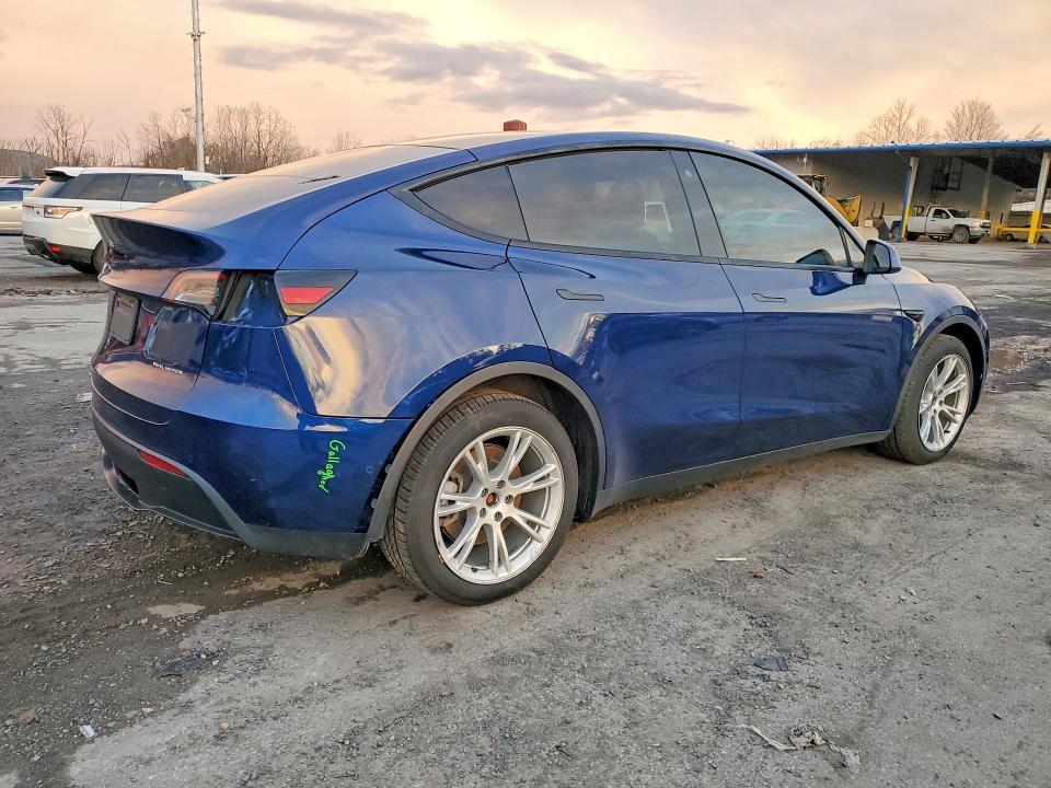 Продажа на аукционе авто 2021 Tesla Model Y, vin: 5YJYGDEE8MF060710, номер лота: 41867506