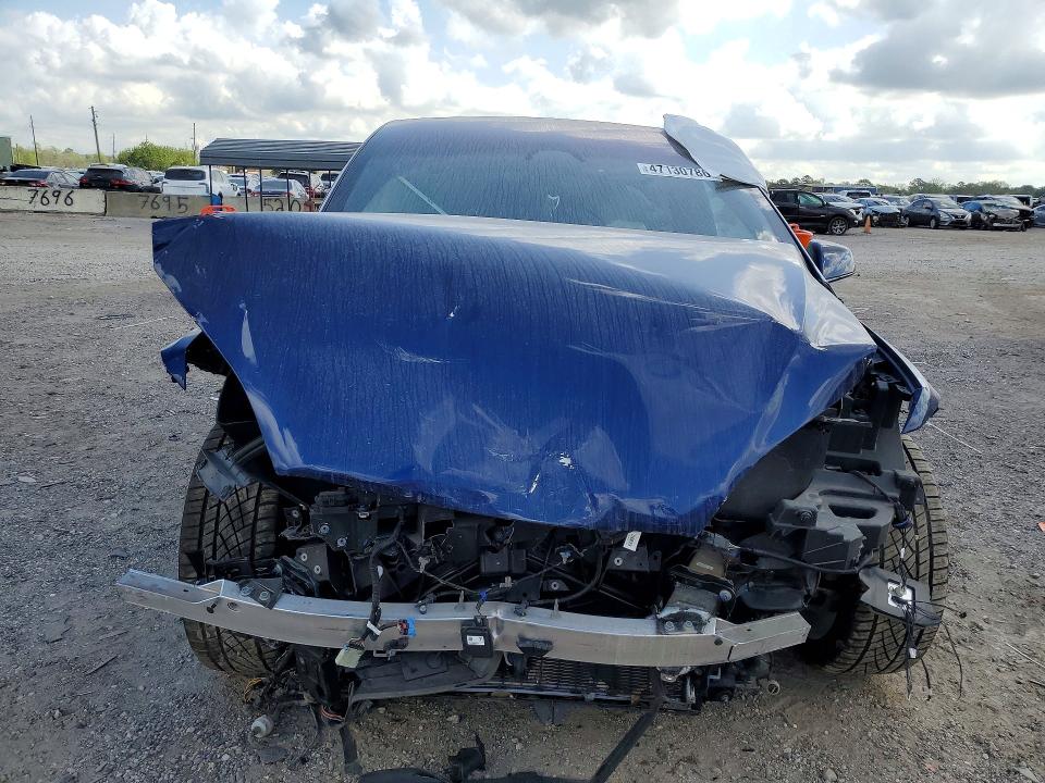 47130786 :رقم المزاد ، 7SAXCBE62NF352829 vin ، 2022 Tesla Model X مزاد بيع