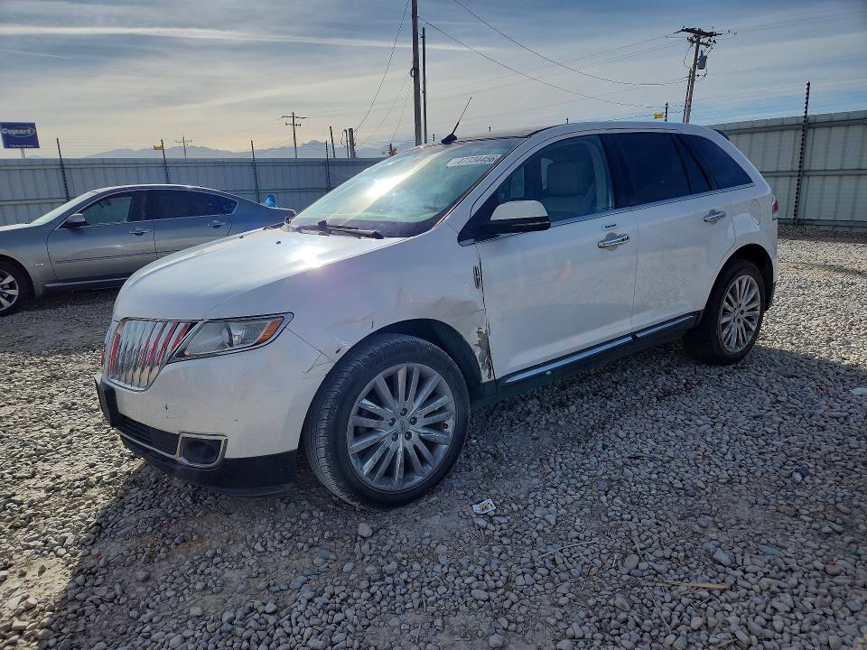 Продажа на аукционе авто 2013 Lincoln Mkx, vin: 2LMDJ8JK8DBL15467, номер лота: 47734456