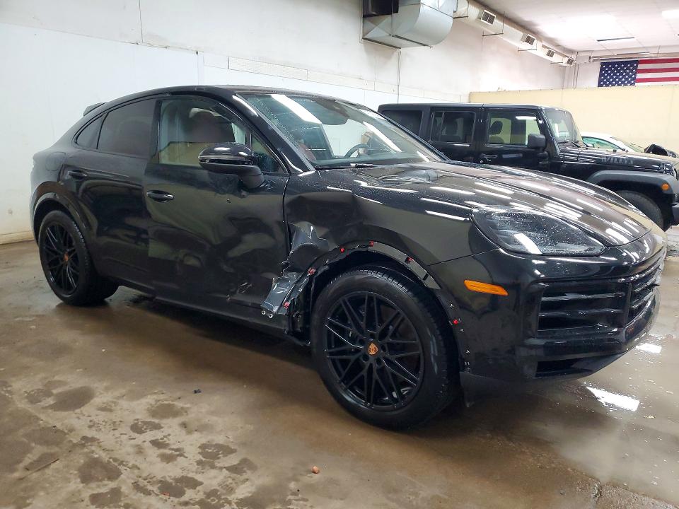 47595566 :رقم المزاد ، WP1BA2AY5SDA29817 vin ، 2025 Porsche Cayenne مزاد بيع