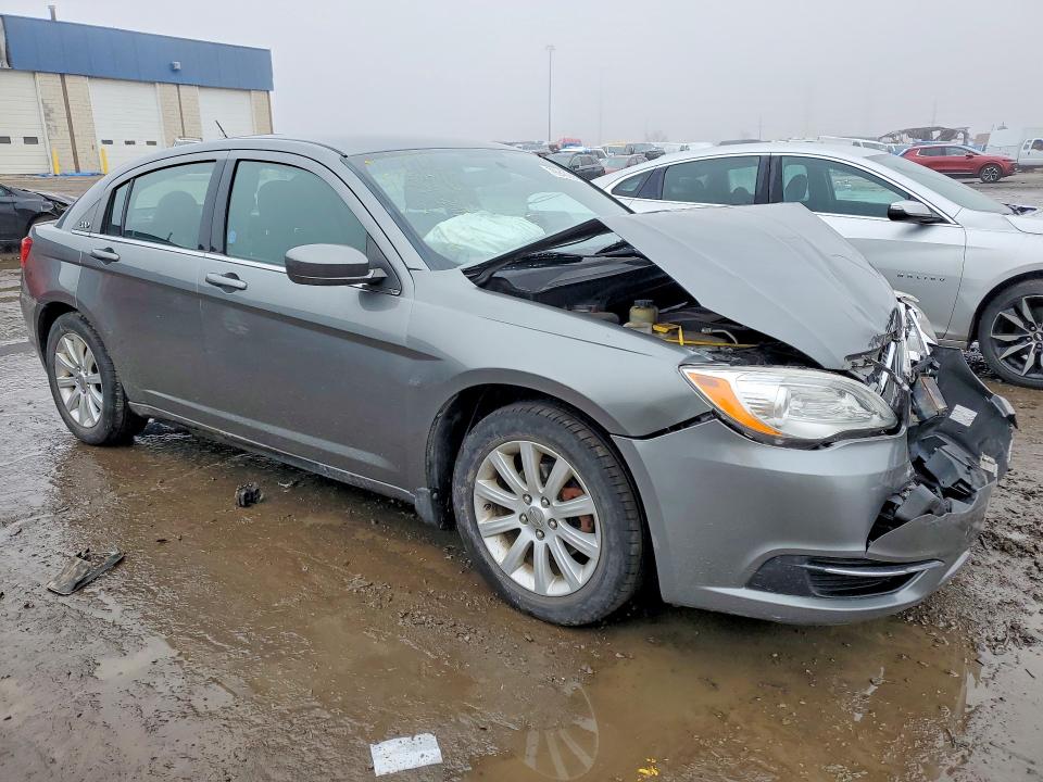 Продажа на аукционе авто 2013 Chrysler 200, vin: 1C3CCBBB2DN602197, номер лота: 79946265