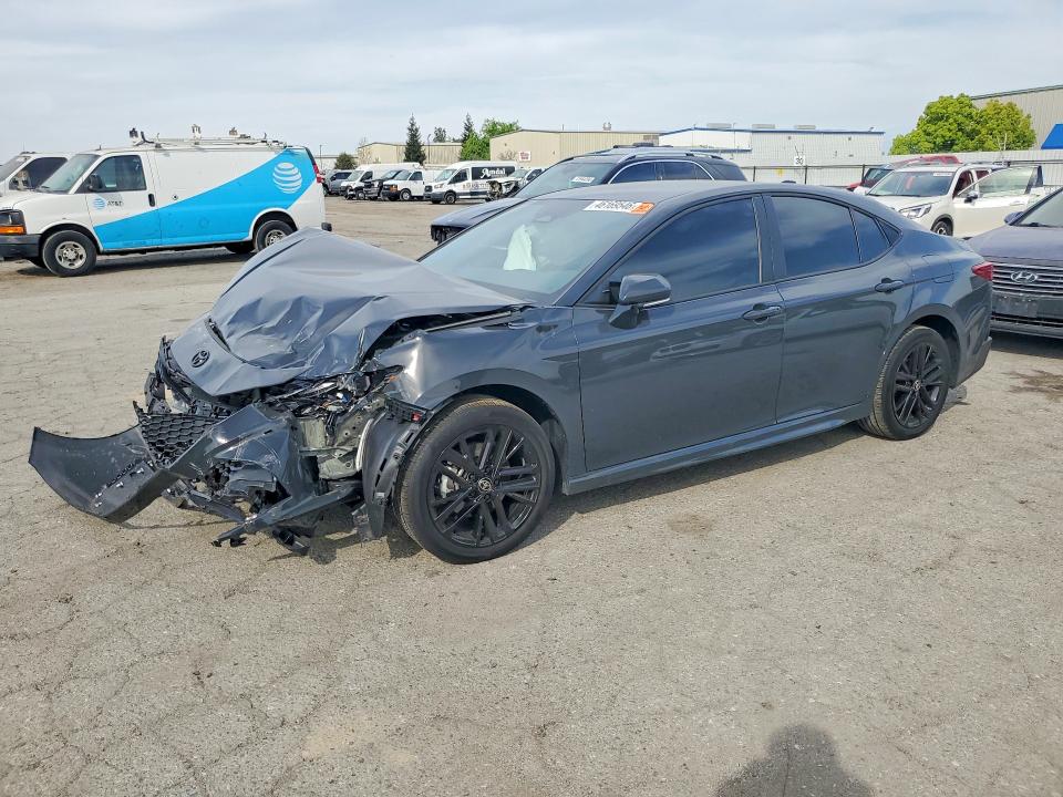 2026 Toyota Camry მანქანა იყიდება აუქციონზე, vin: 4T1DBADKXTU046750, აუქციონის ნომერი: 46169546