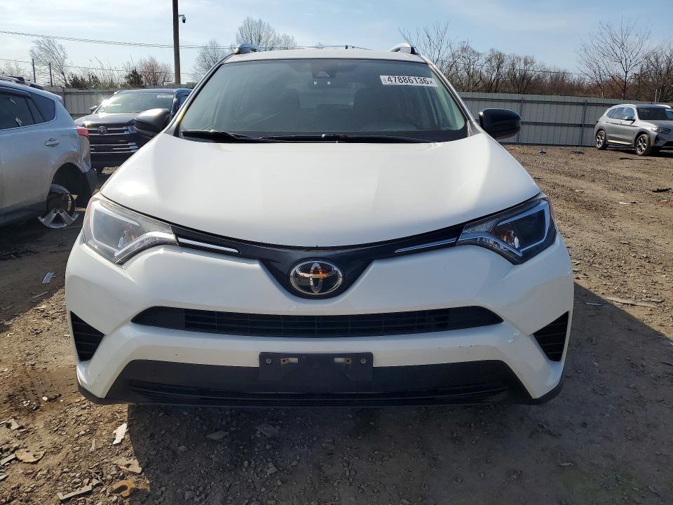 47886136 :رقم المزاد ، JTMBFREV3HJ137276 vin ، 2017 Toyota Rav4 مزاد بيع
