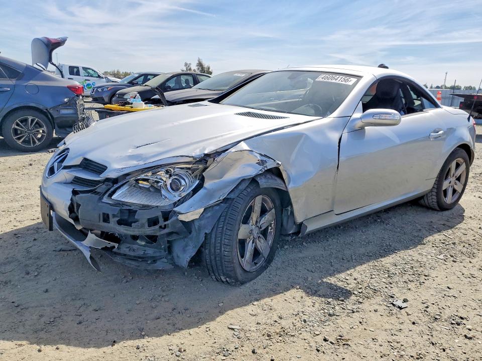 Продажа на аукционе авто 2006 Mercedes Benz Slk, vin: WDBWK54FX6F076751, номер лота: 46064156