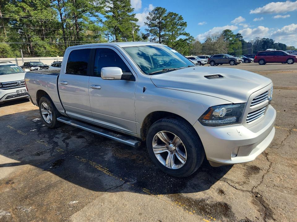 79520945 :رقم المزاد ، 1C6RR6MT9GS324056 vin ، 2016 Ram 1500 مزاد بيع