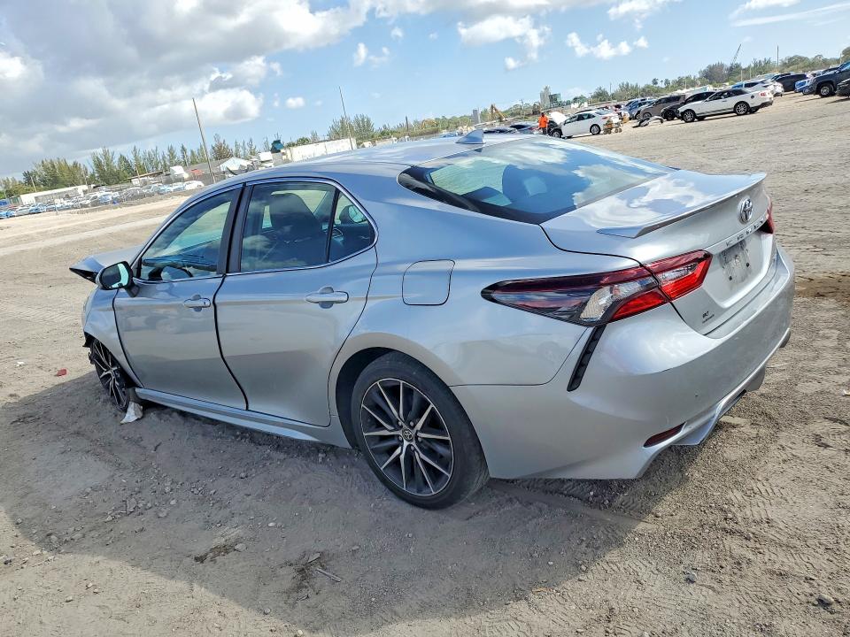 Aukcja sprzedaży 2021 Toyota Camry, vin: 4T1G11AK2MU451362, numer aukcji: 41981896