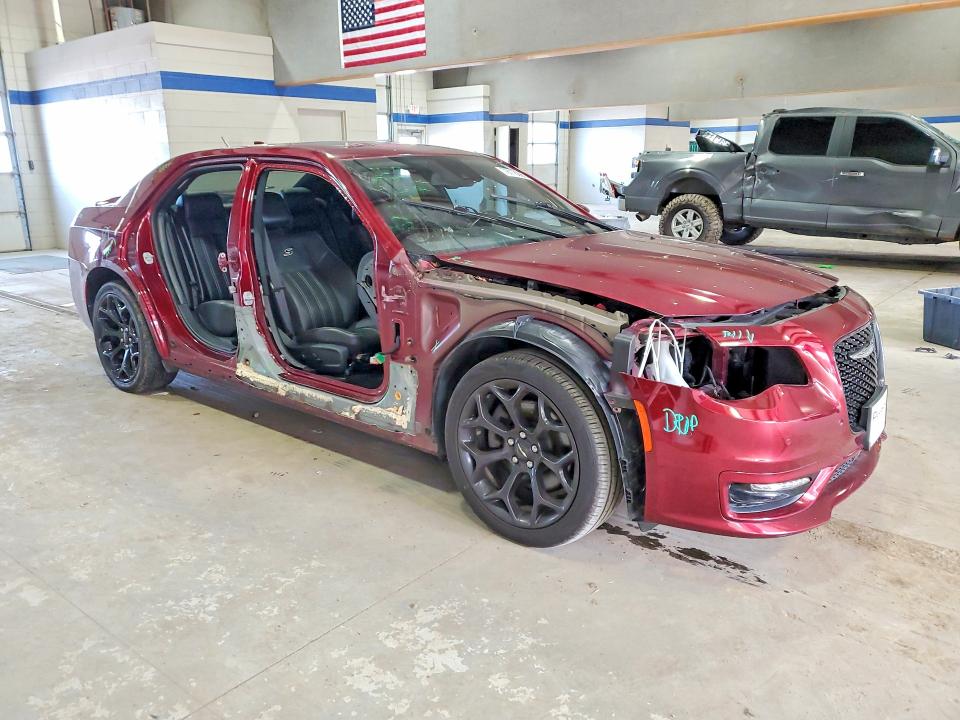 Продажа на аукционе авто 2019 Chrysler 300, vin: 2C3CCABT6KH581038, номер лота: 79118095