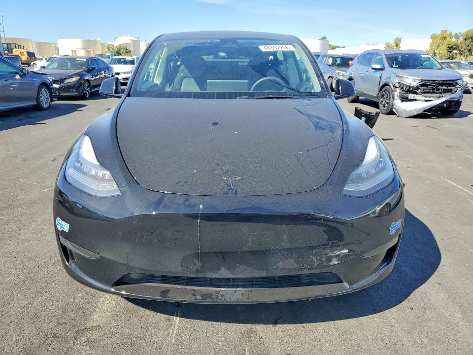 46352206 :رقم المزاد ، 5YJYGDEE7MF180322 vin ، 2021 Tesla Model Y مزاد بيع