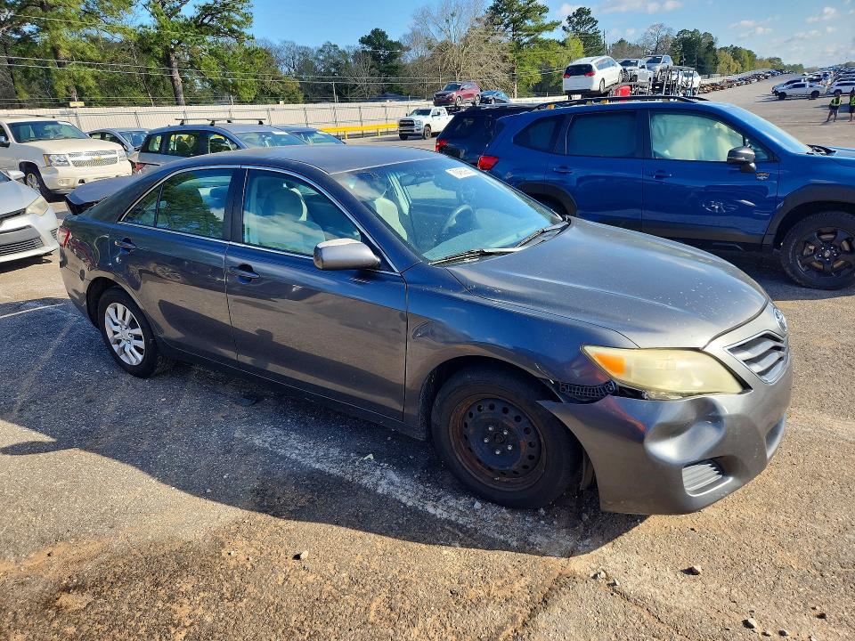 79466985 :رقم المزاد ، 4T1BF3EK3BU685556 vin ، 2011 Toyota Camry مزاد بيع