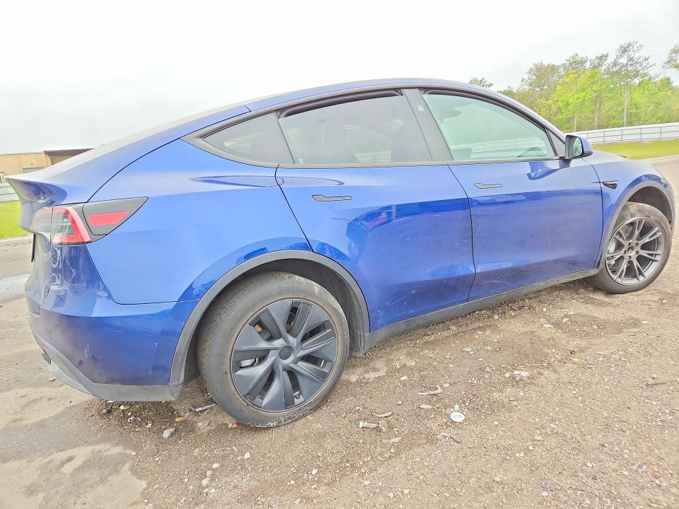 Auction sale of the 2024 Tesla Model Y, vin: 7SAYGDED1RA333405, lot number: 47250466