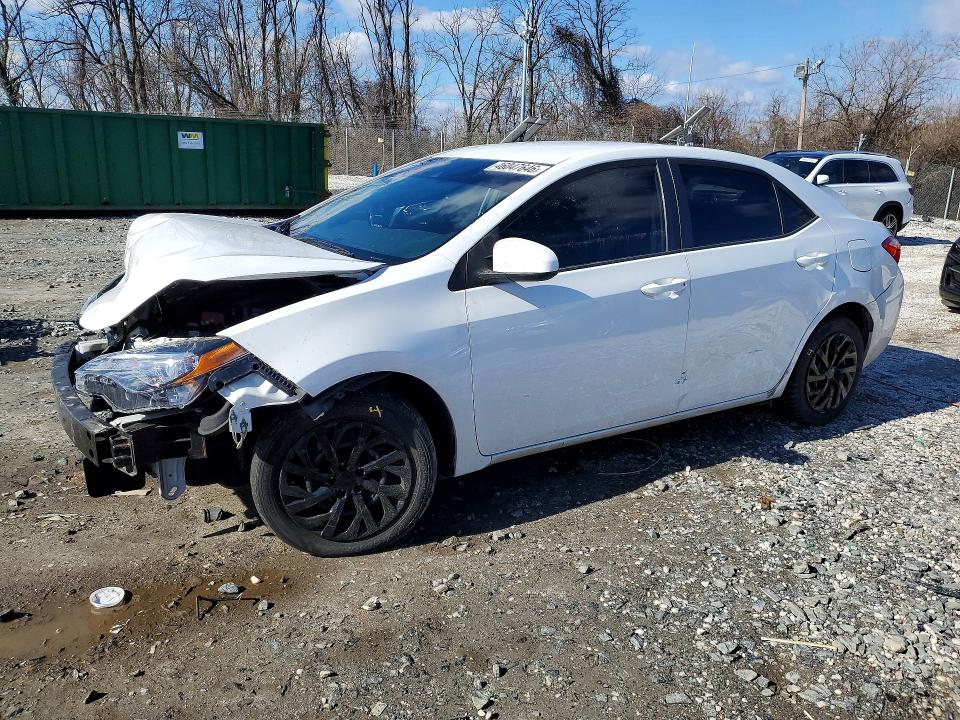 46047646 :رقم المزاد ، 5YFBURHE7JP837837 vin ، 2018 Toyota Corolla مزاد بيع
