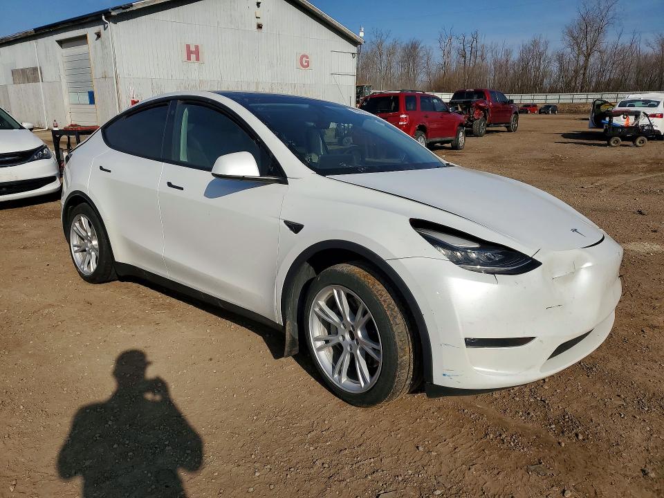 Auction sale of the 2023 Tesla Model Y, vin: 7SAYGDEE8PA119663, lot number: 48084456