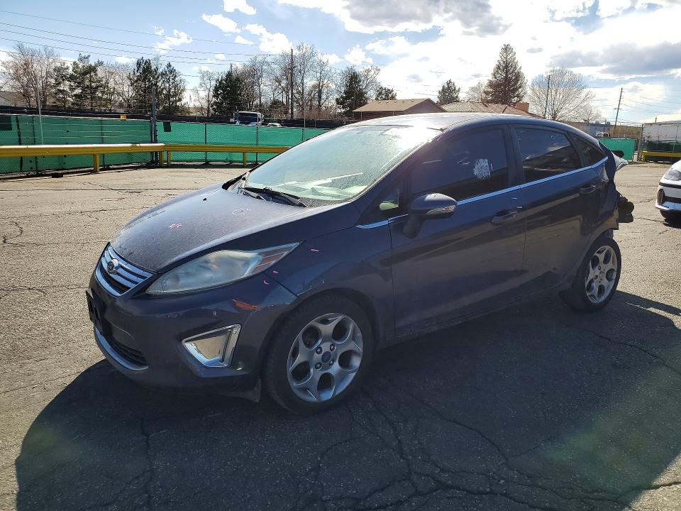 2013 Ford Fiesta მანქანა იყიდება აუქციონზე, vin: 3FADP4CJ5DM131006, აუქციონის ნომერი: 41807836